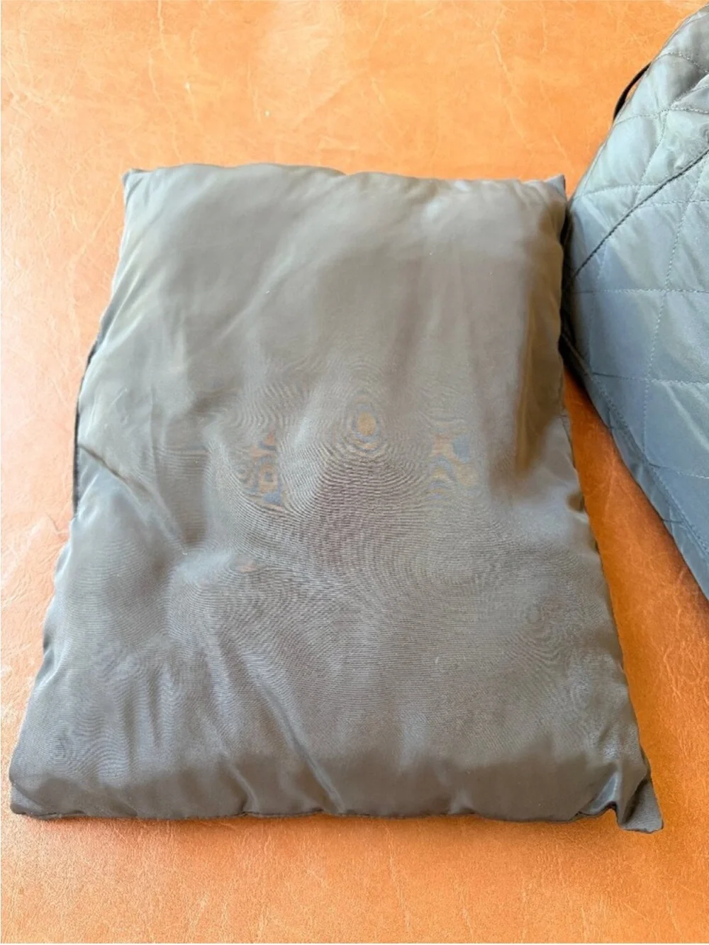 FuzzYard Dog Carrier Bag